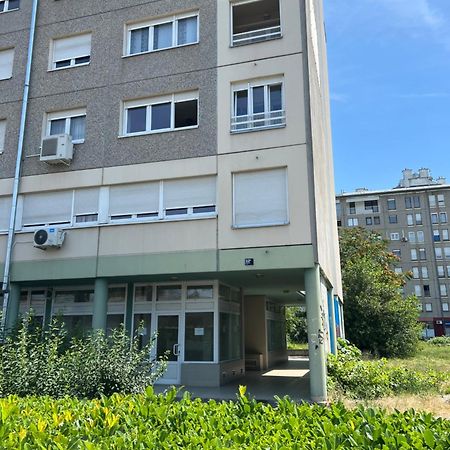 Crosspoint Zagreb Appartement Buitenkant foto