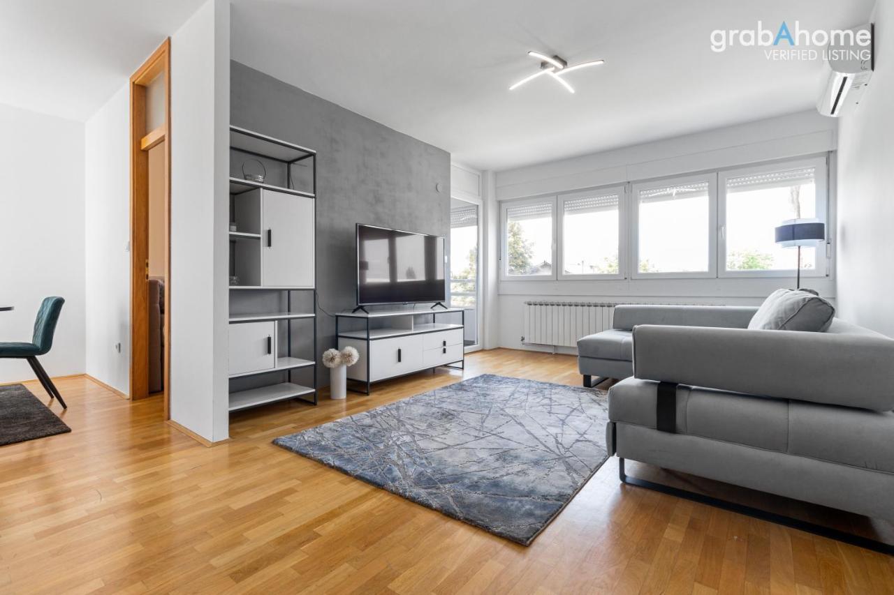 Crosspoint Zagreb Appartement Buitenkant foto